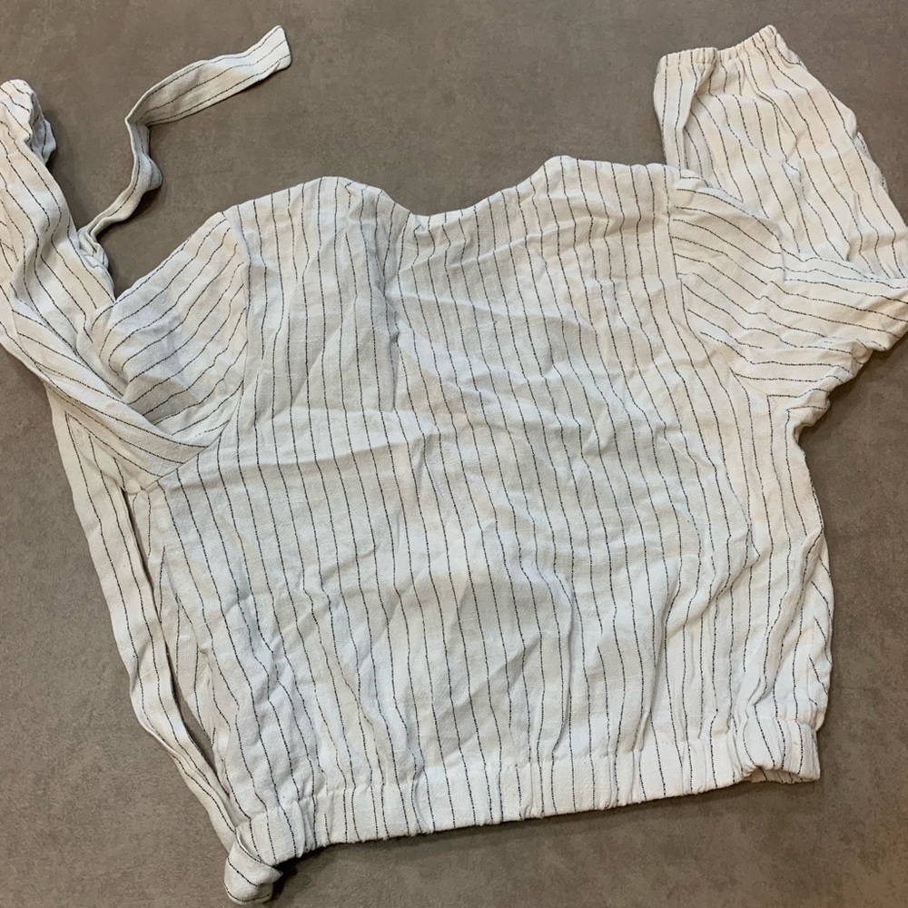 Pacsun black and white striped top